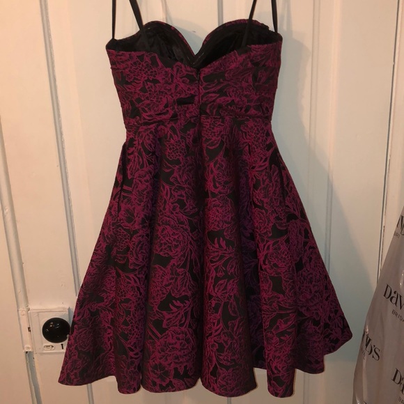 Formal Dress - Picture 3 of 4